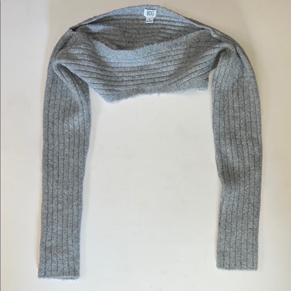 BDG shrug
